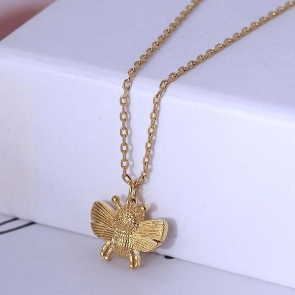 Kate Spade All Abuzz Bee and Into the Bloom Flower Pendant Necklace - Picture 7 of 11